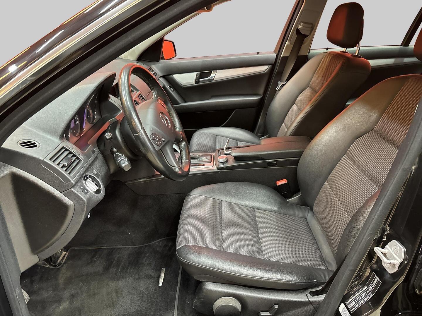 MERCEDES-BENZ C 2010