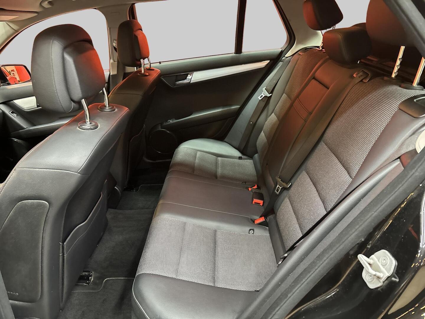 MERCEDES-BENZ C 2010