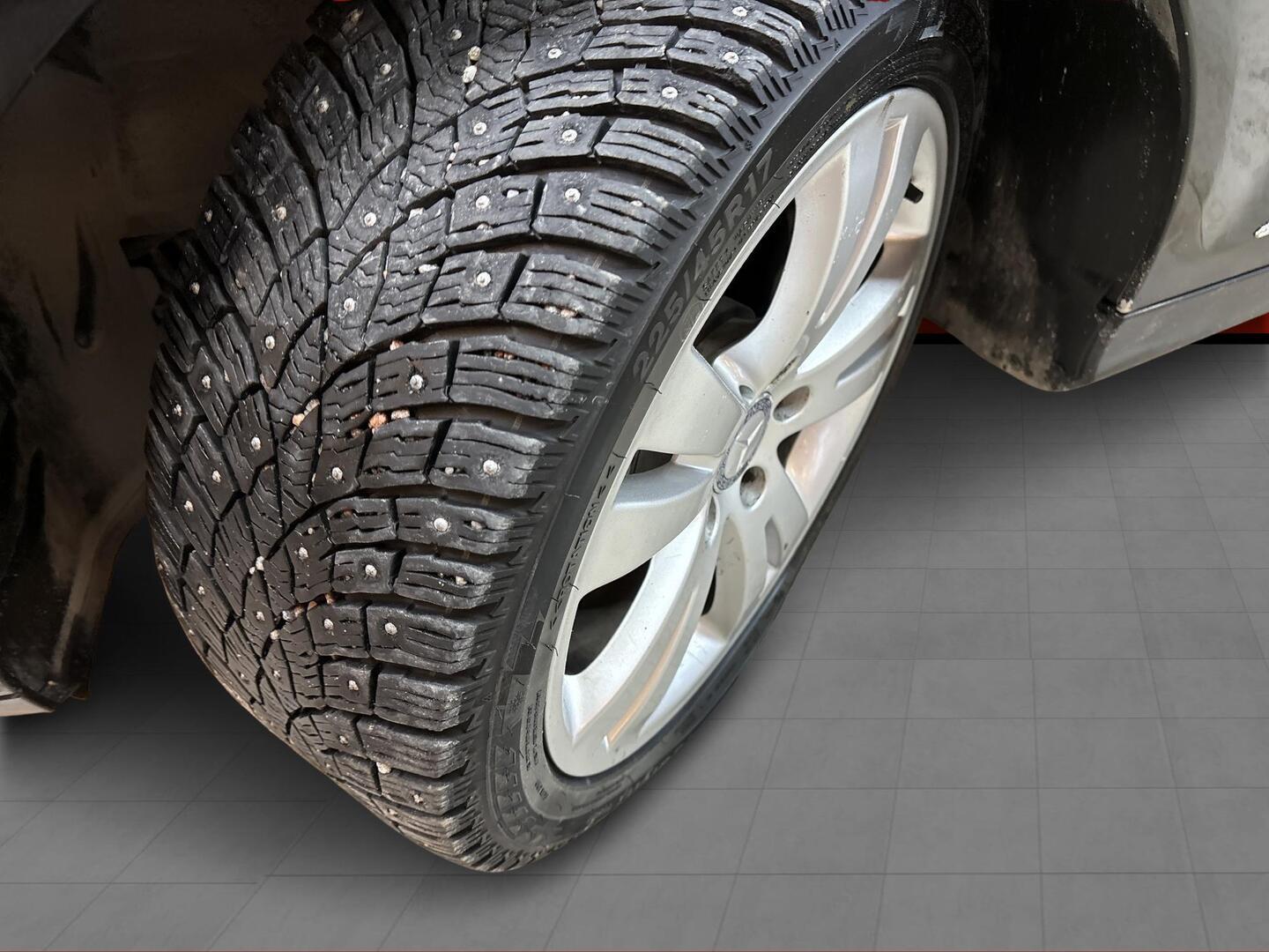 MERCEDES-BENZ C 2010