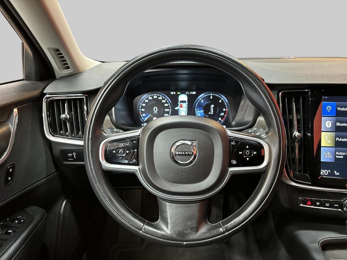 VOLVO V90 Cross Country 2018