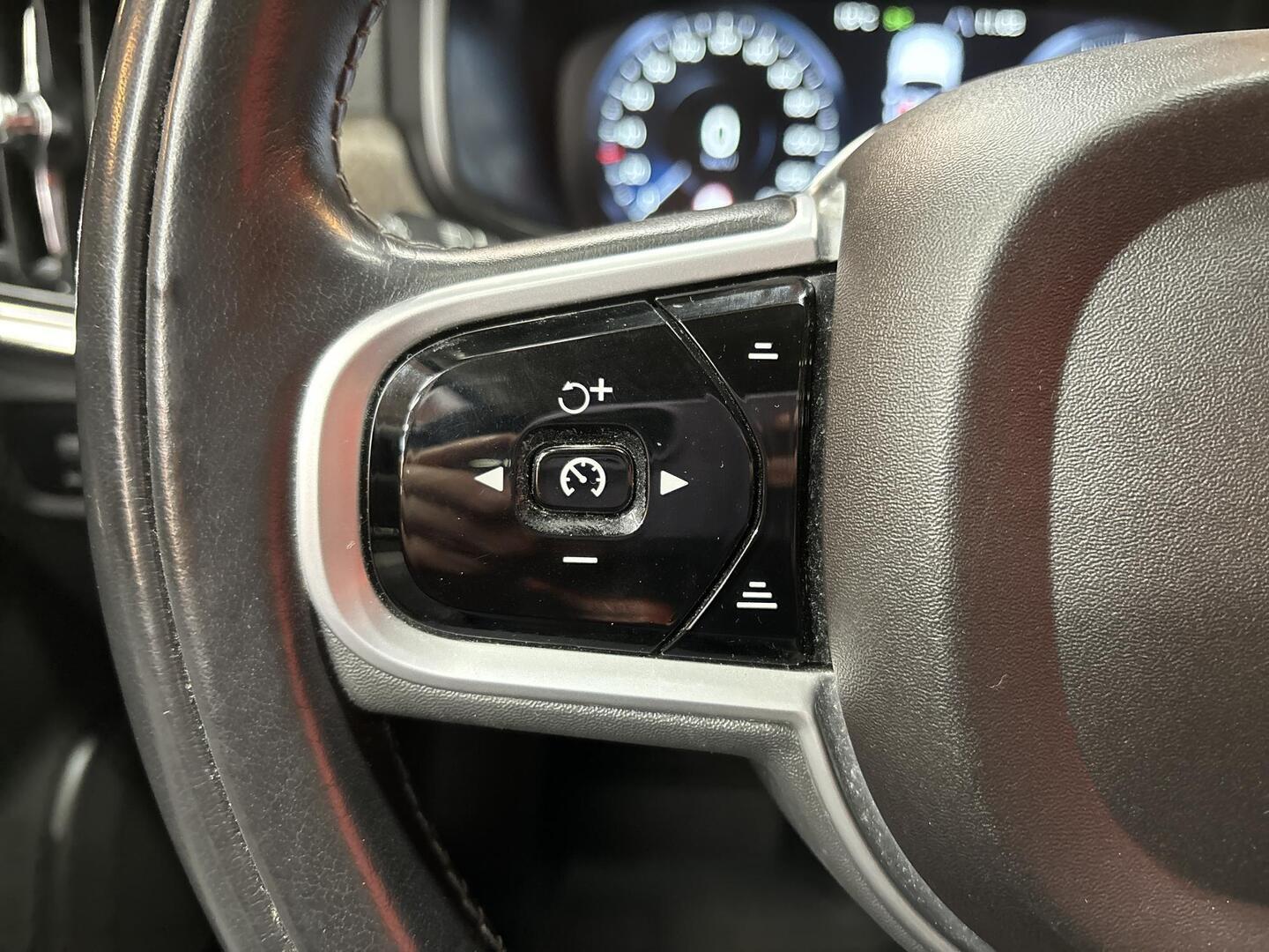 VOLVO V90 Cross Country 2018