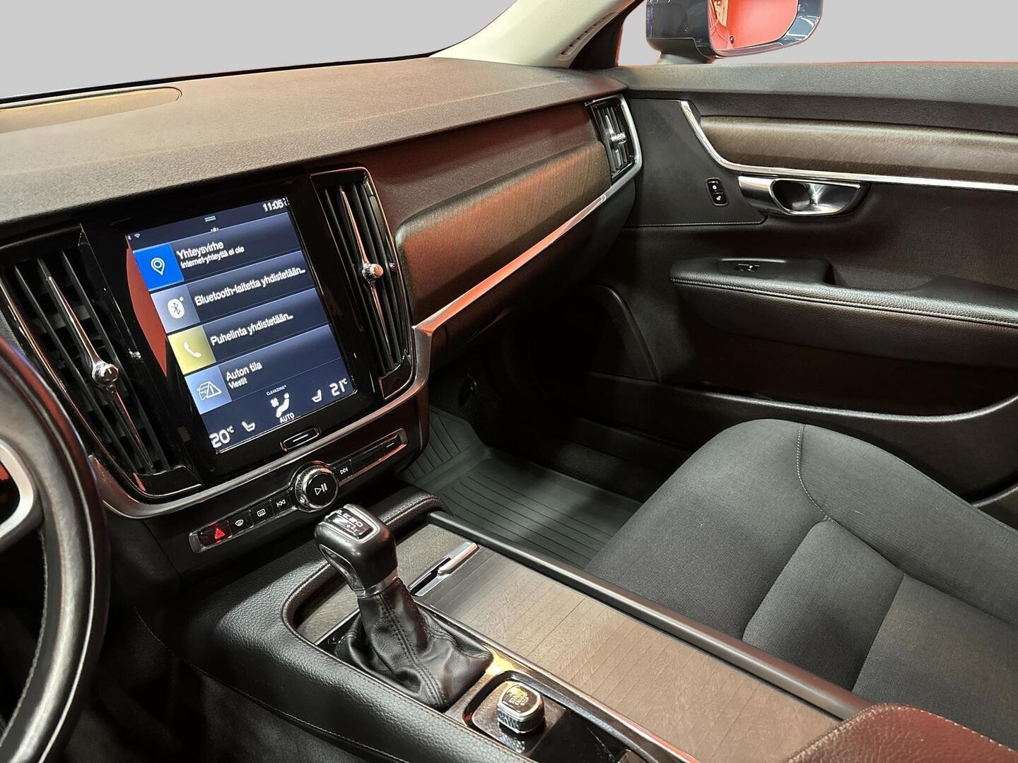 VOLVO V90 Cross Country 2018