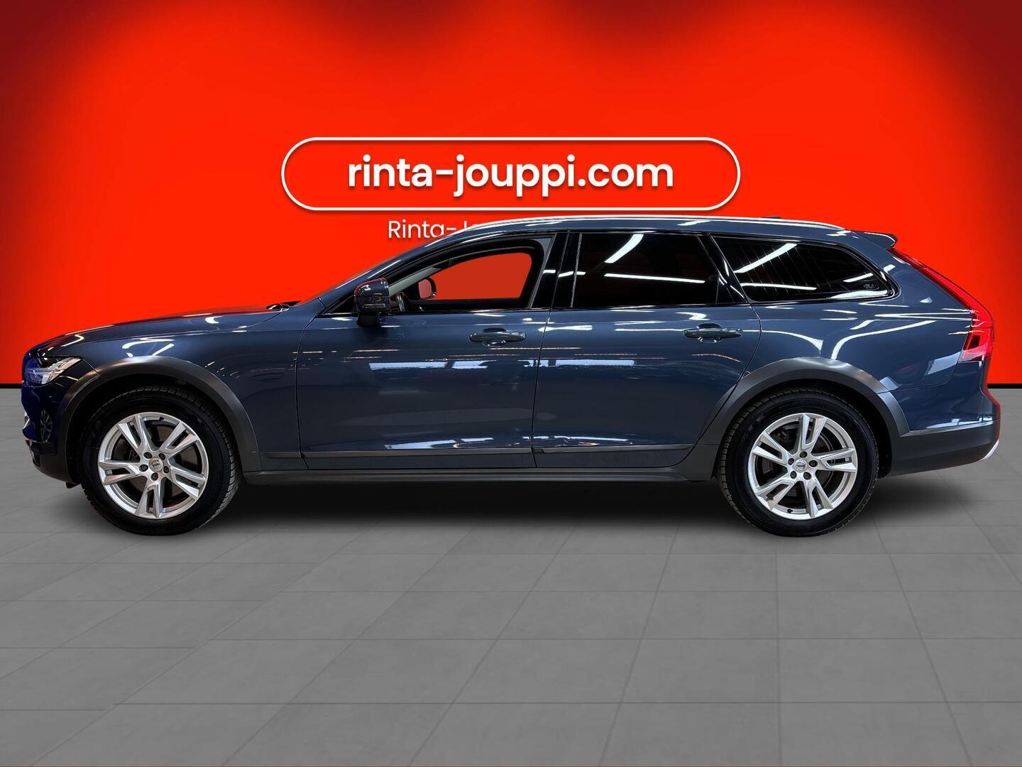 VOLVO V90 Cross Country 2018