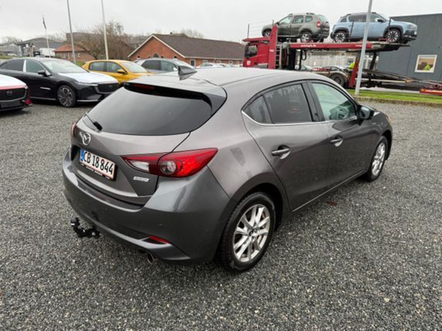 MAZDA 3 2018