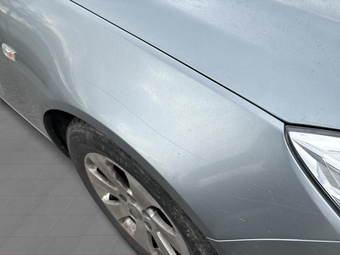 OPEL Insignia 2012