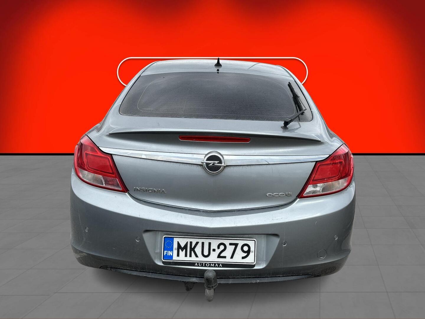 OPEL Insignia 2012