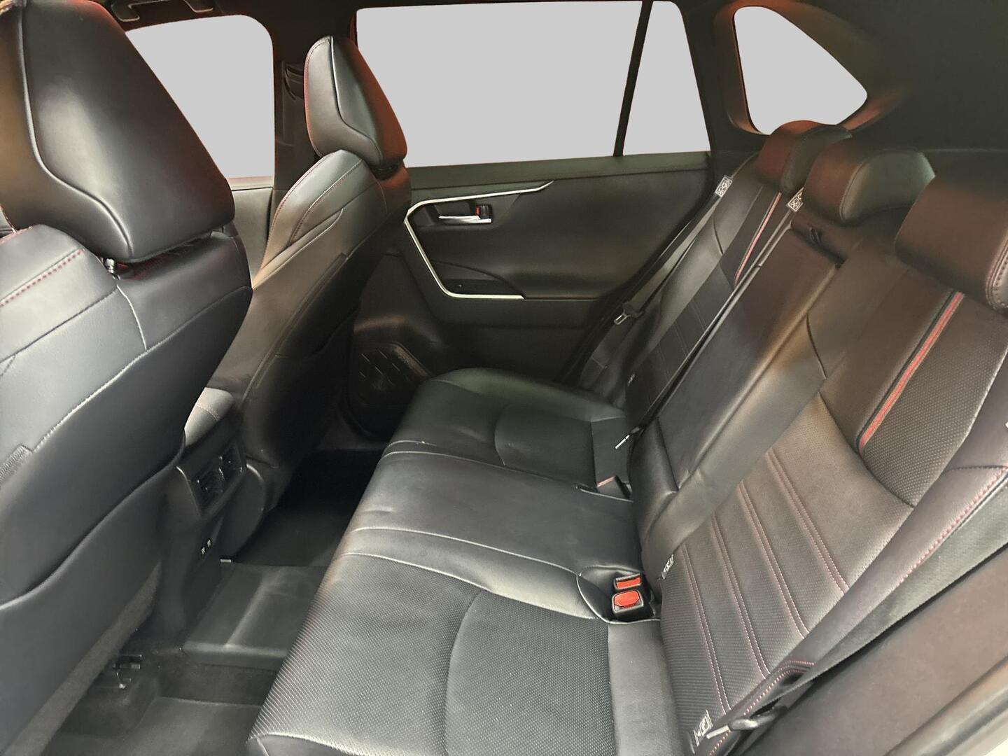 TOYOTA RAV4 2021