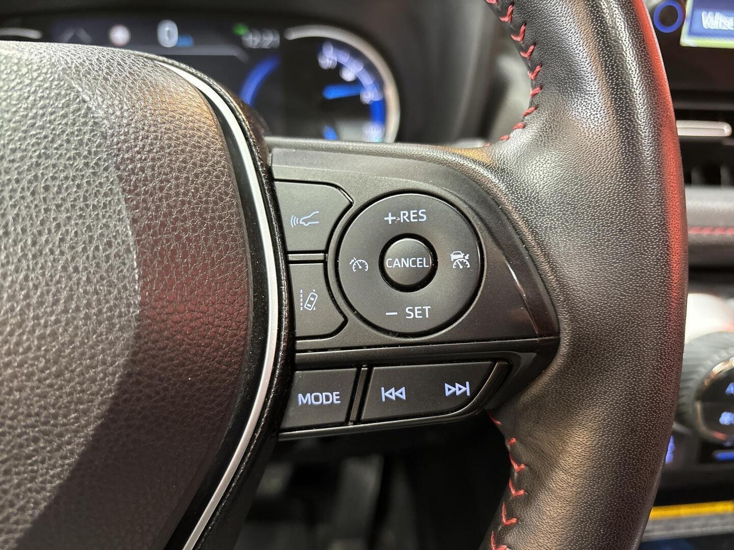 TOYOTA RAV4 2021