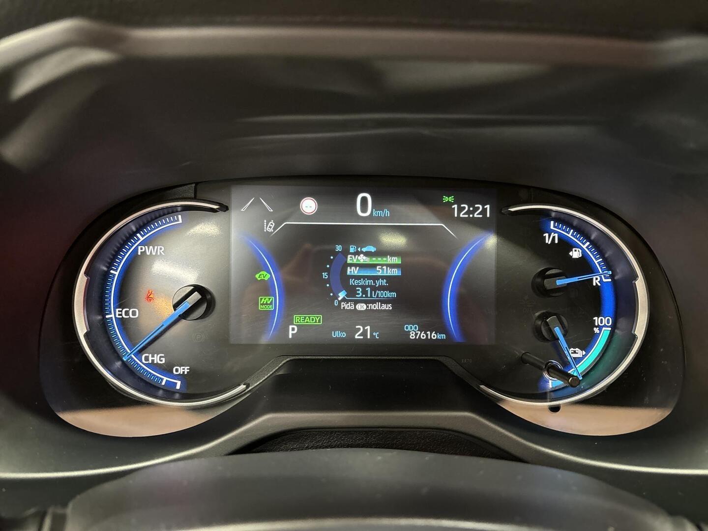 TOYOTA RAV4 2021