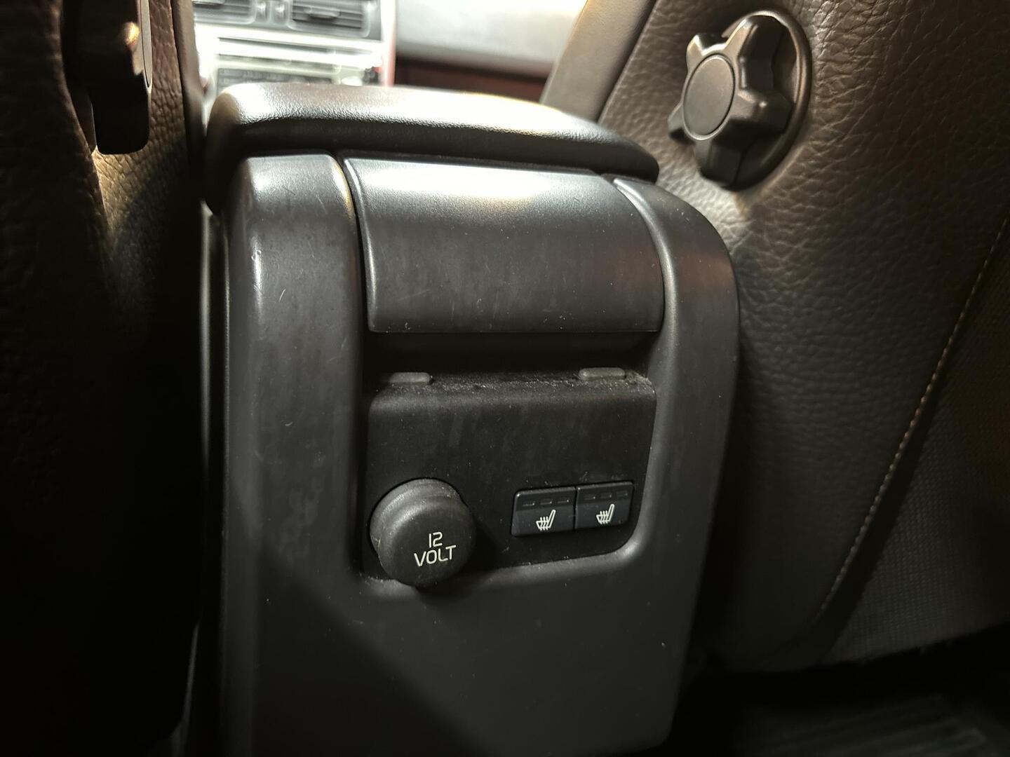 VOLVO XC60 2011