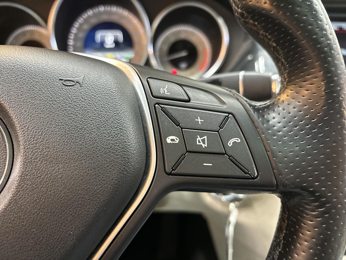 MERCEDES-BENZ CLS 2012