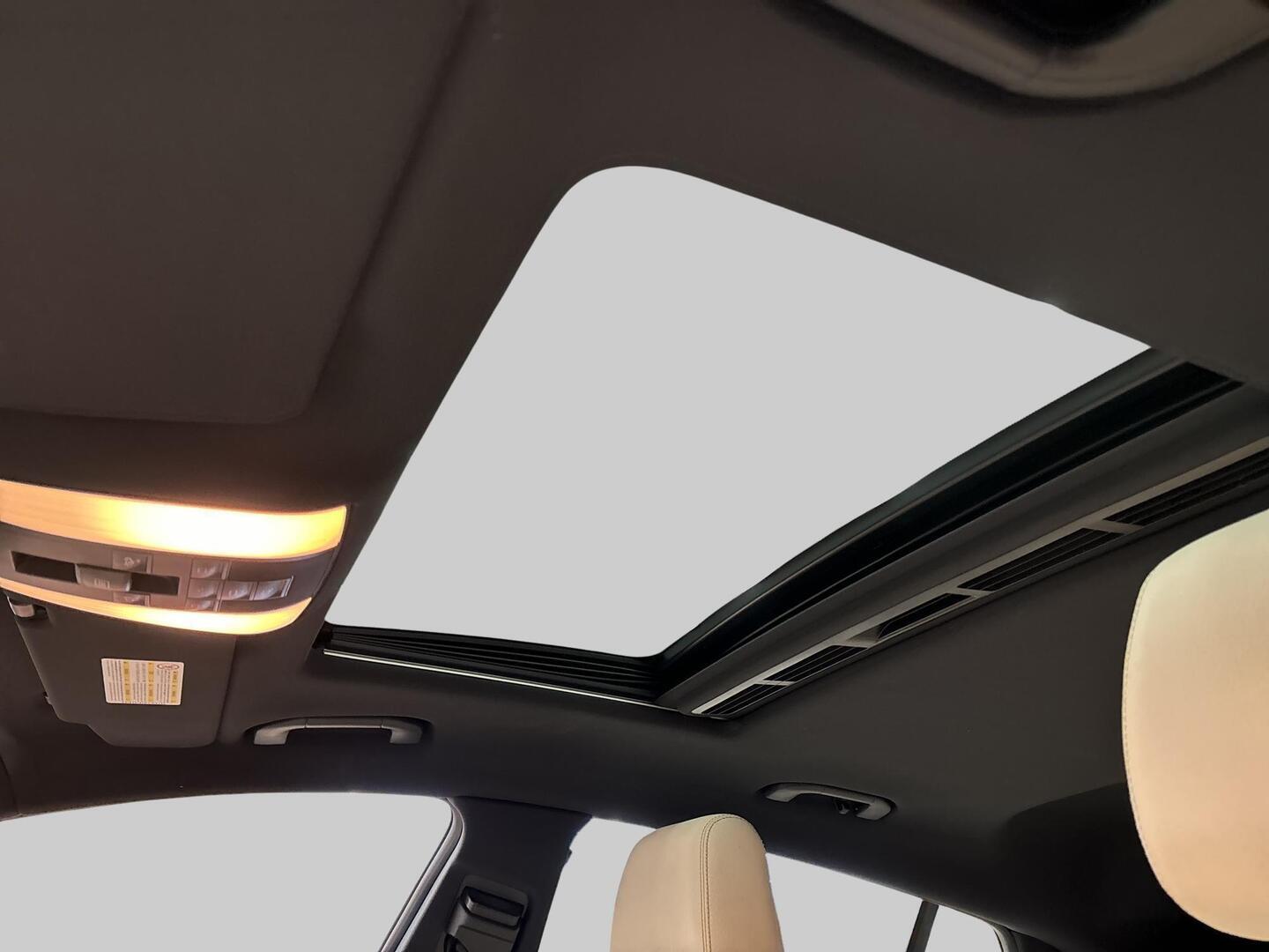 MERCEDES-BENZ CLS 2012