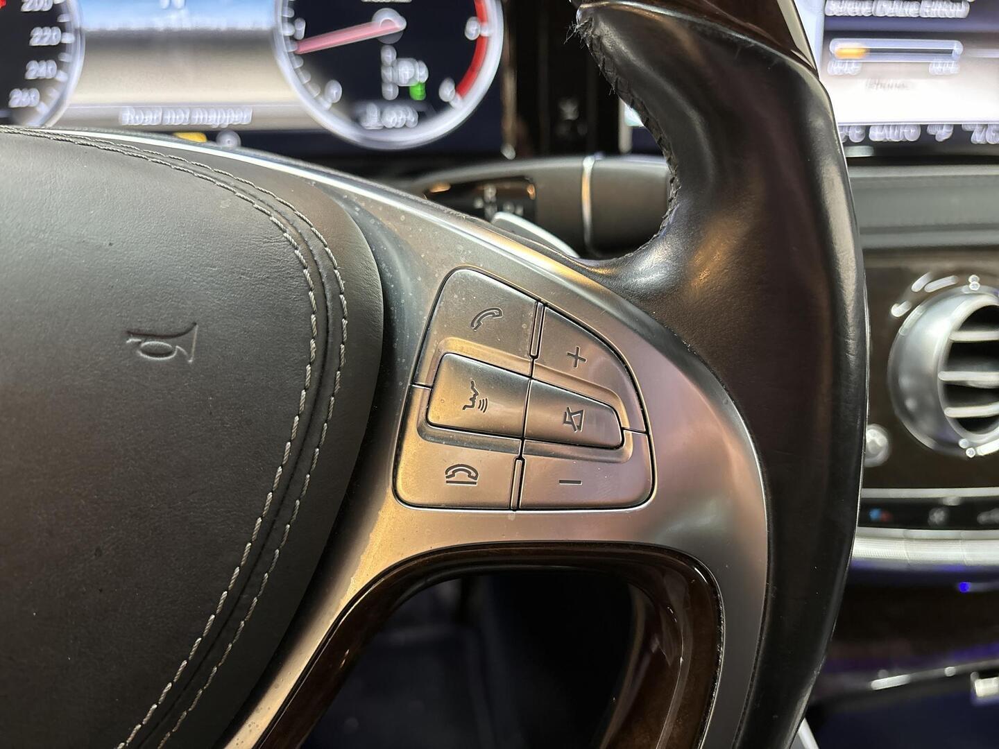 MERCEDES-BENZ S 2013