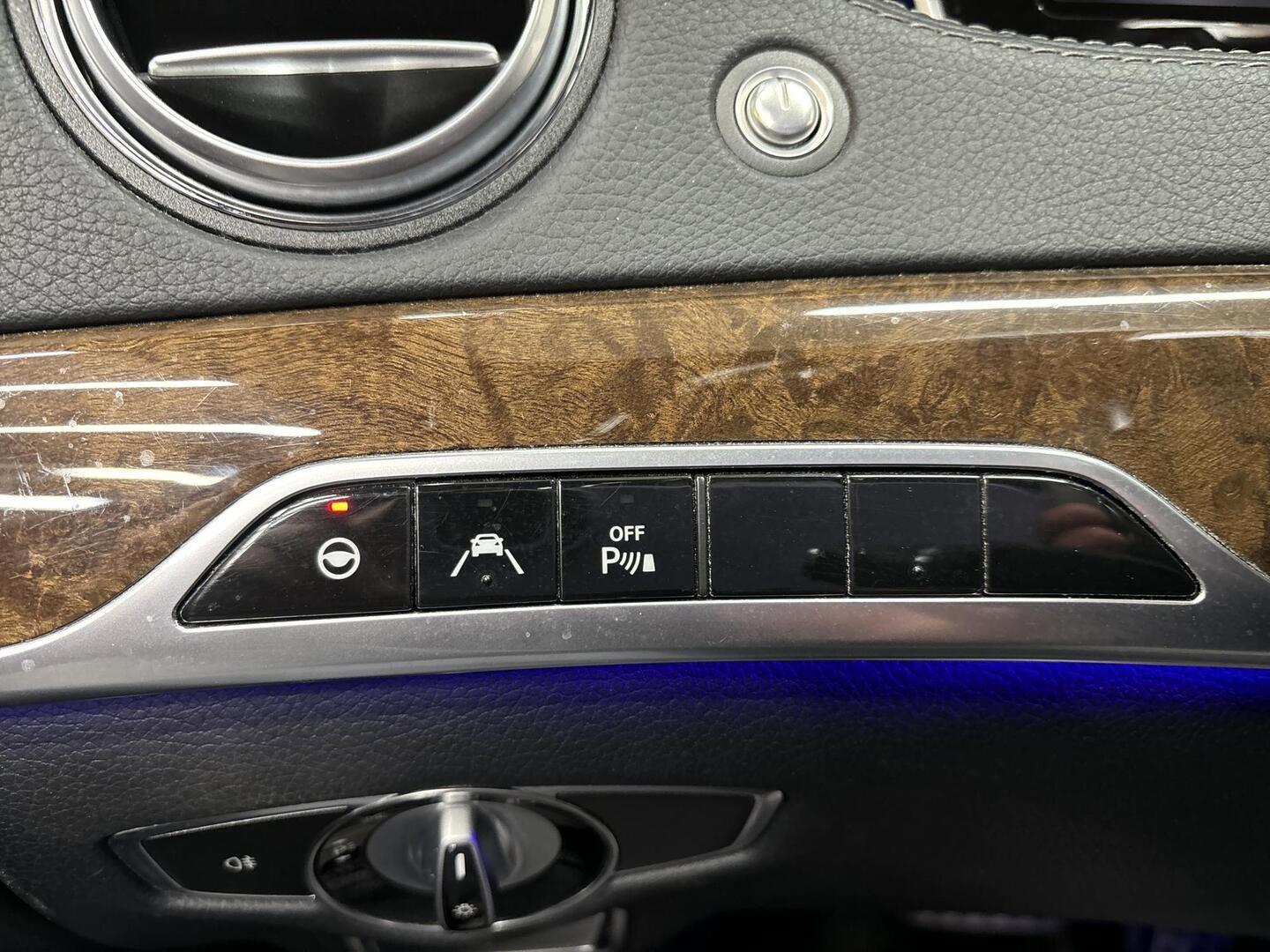 MERCEDES-BENZ S 2013