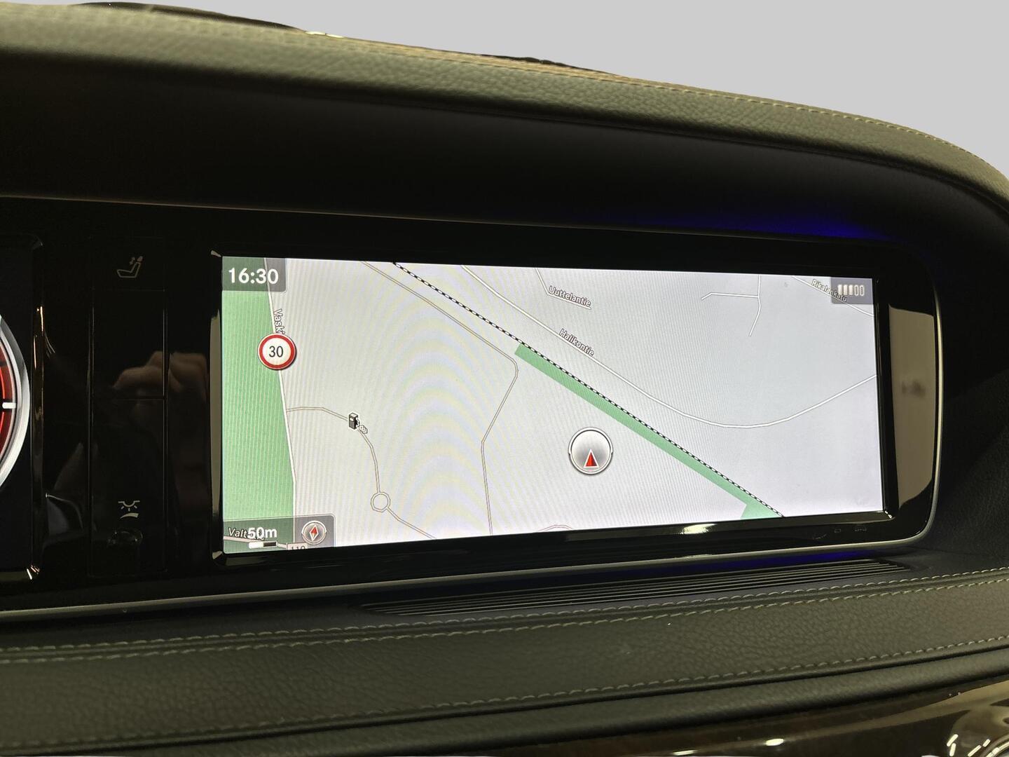 MERCEDES-BENZ S 2013