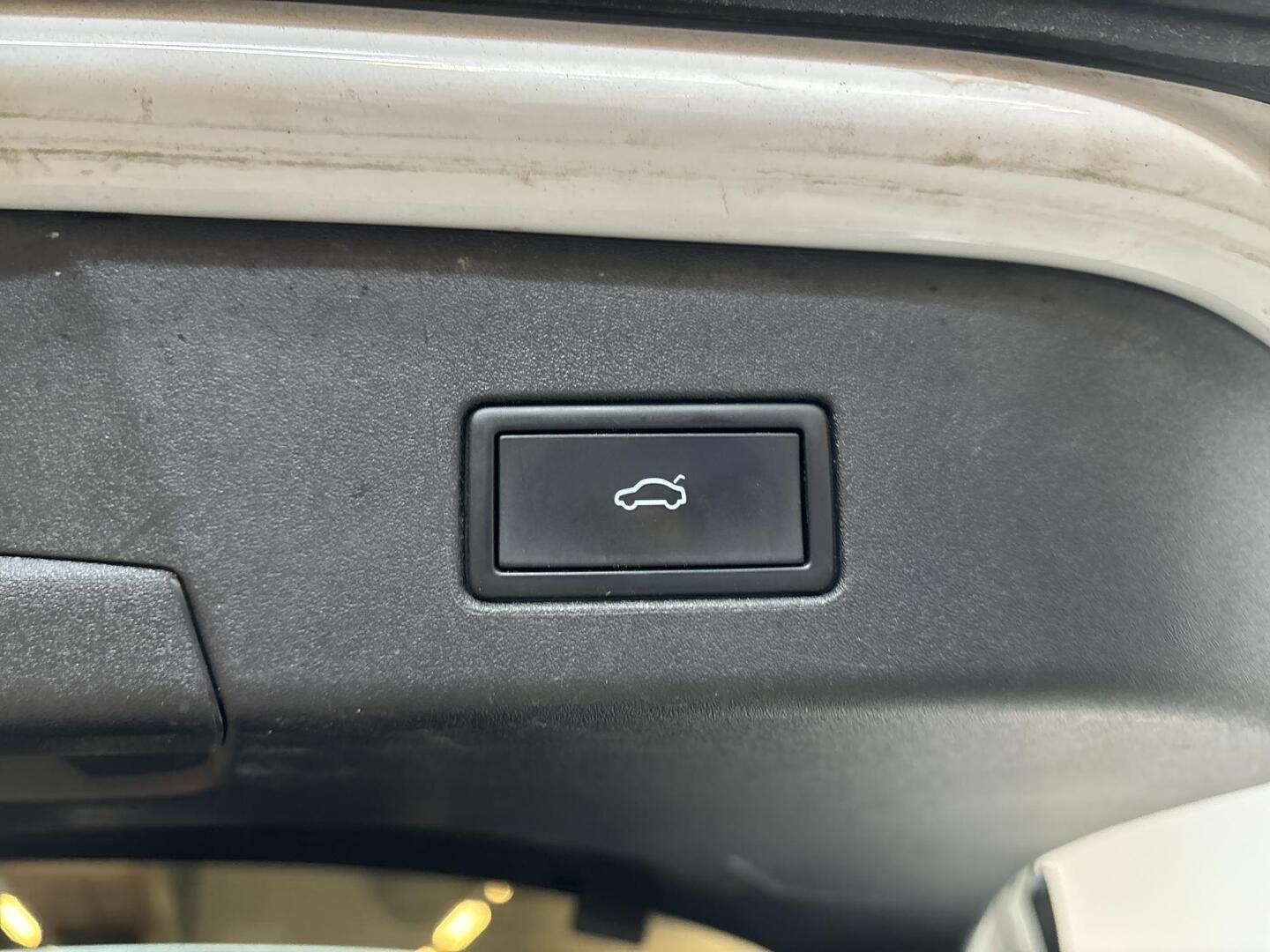 VOLKSWAGEN ID.4 2021