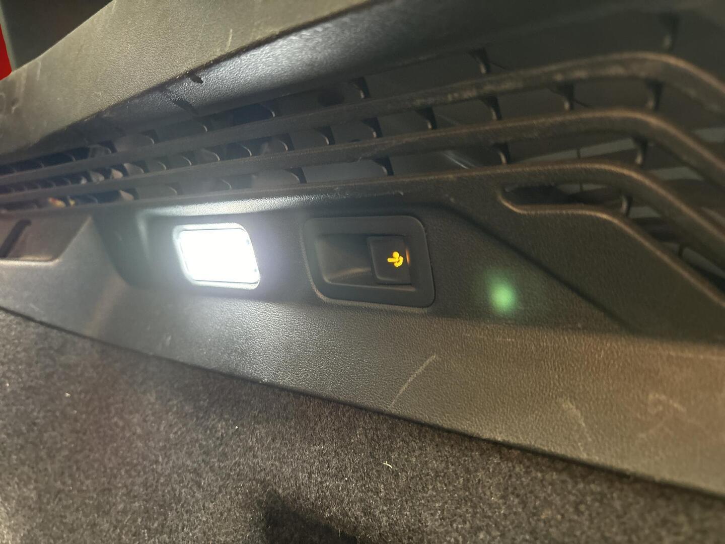 VOLKSWAGEN ID.4 2021