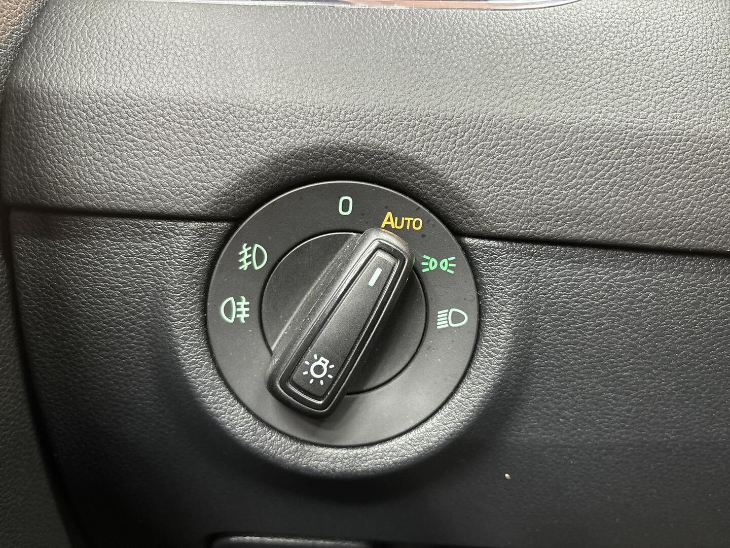 SKODA Octavia 2014