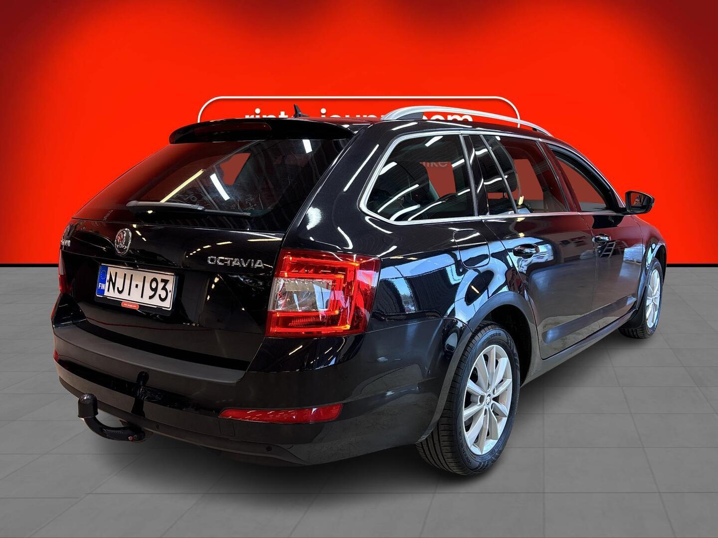 SKODA Octavia 2014