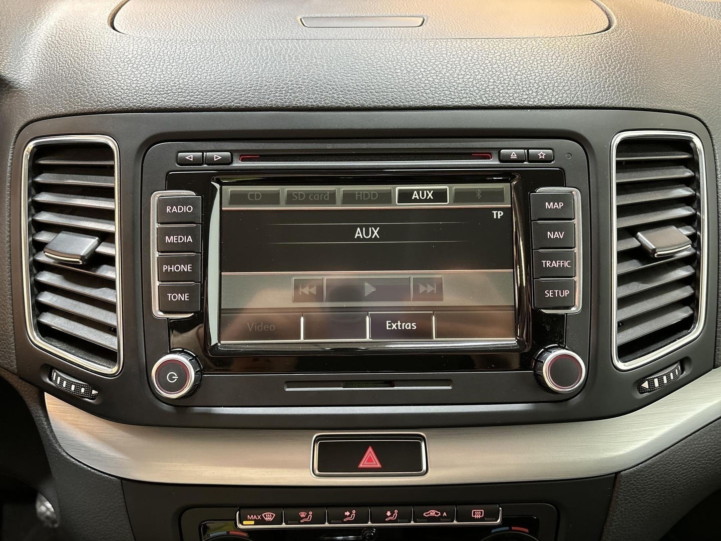 VOLKSWAGEN Sharan 2012