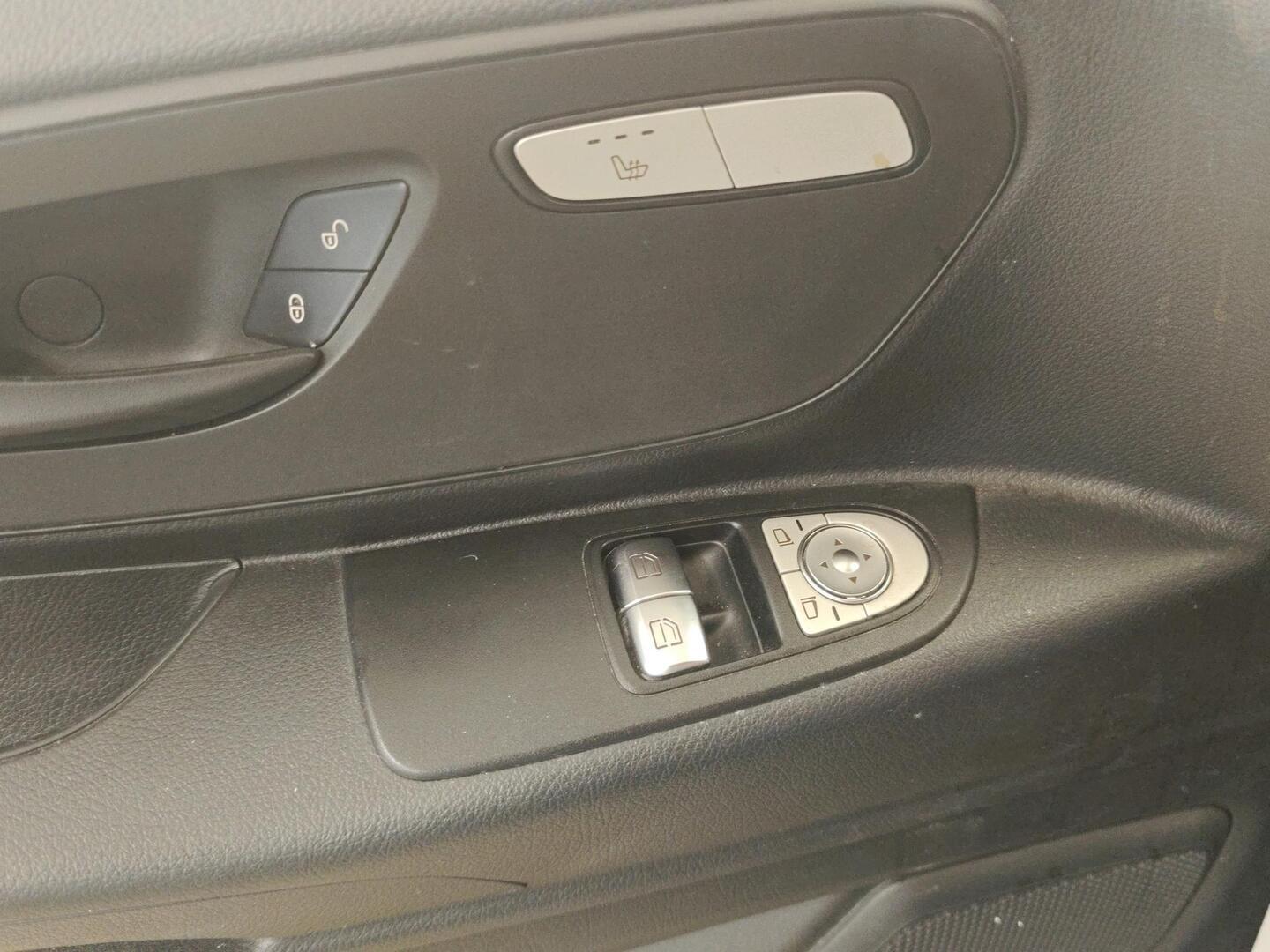 MERCEDES-BENZ Vito 2019