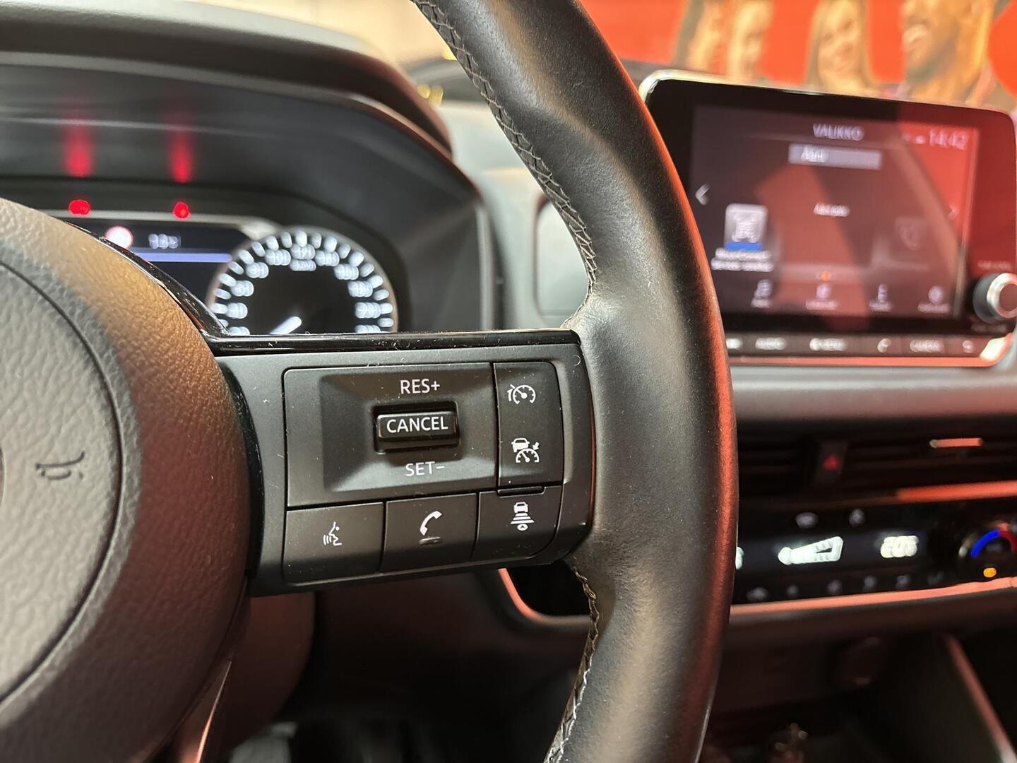 NISSAN Qashqai 2022