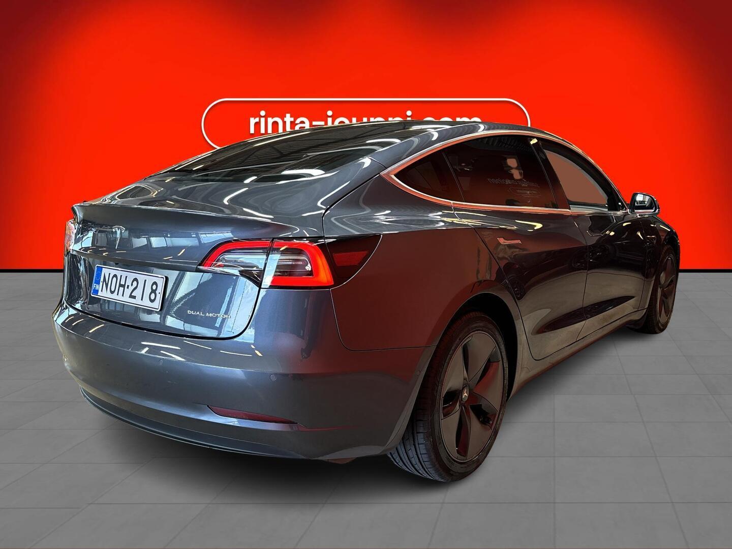 TESLA Model 3 2019