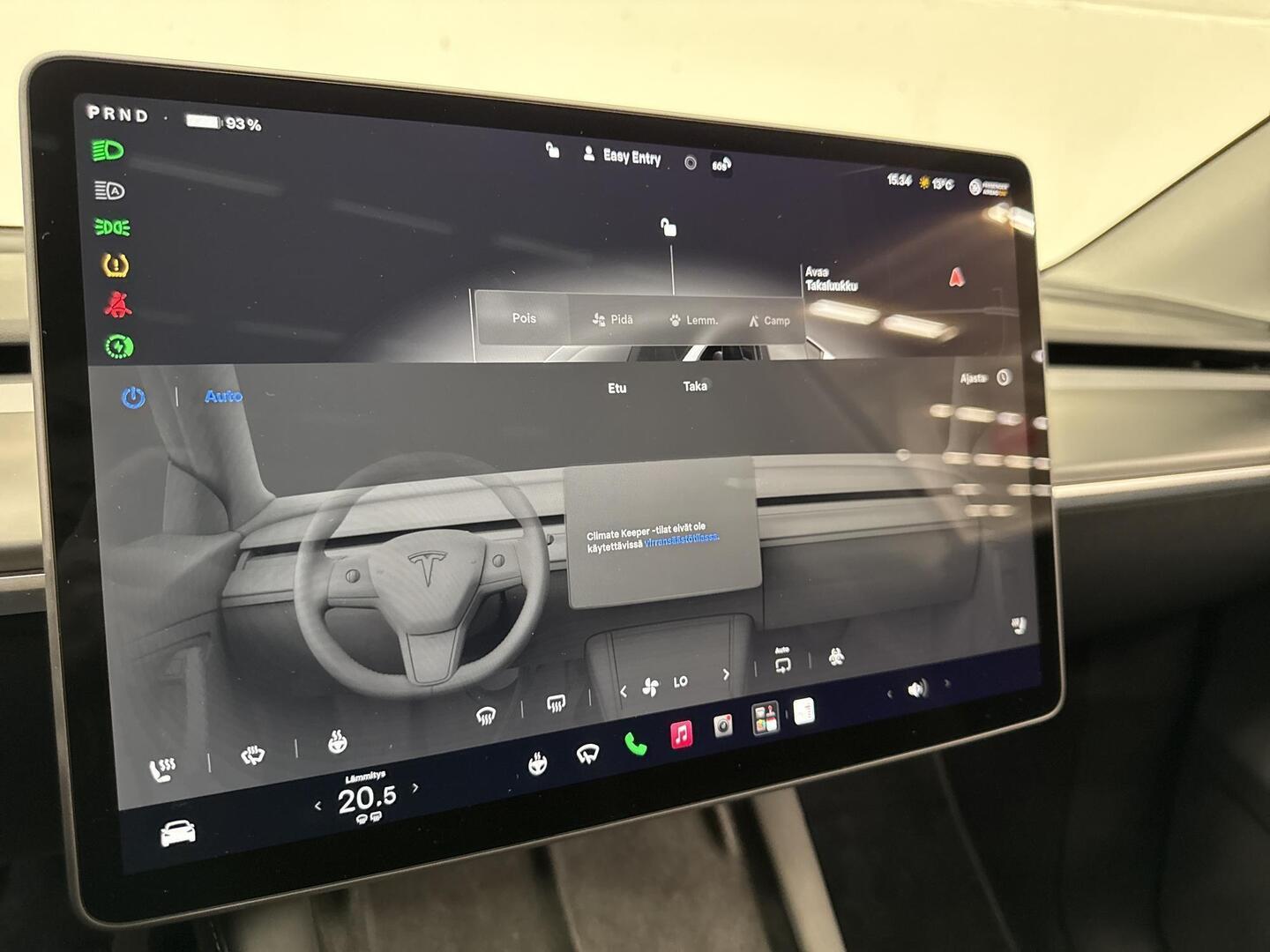 TESLA Model Y 2025