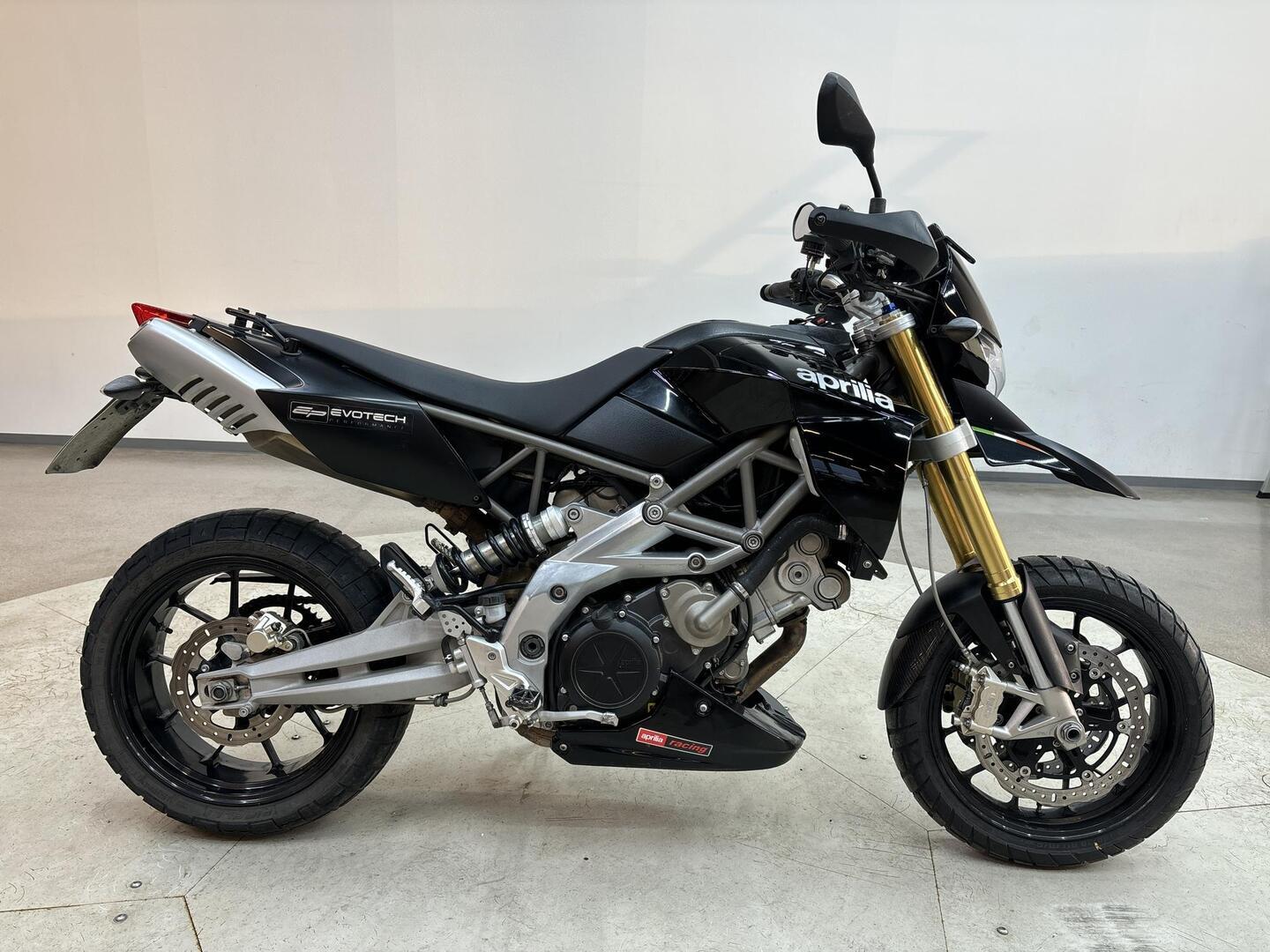 APRILIA DORSODURO 2009