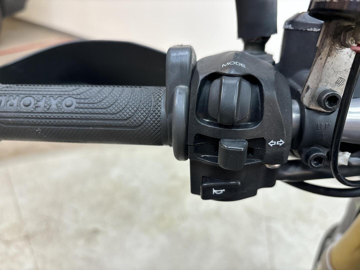 APRILIA DORSODURO 2009