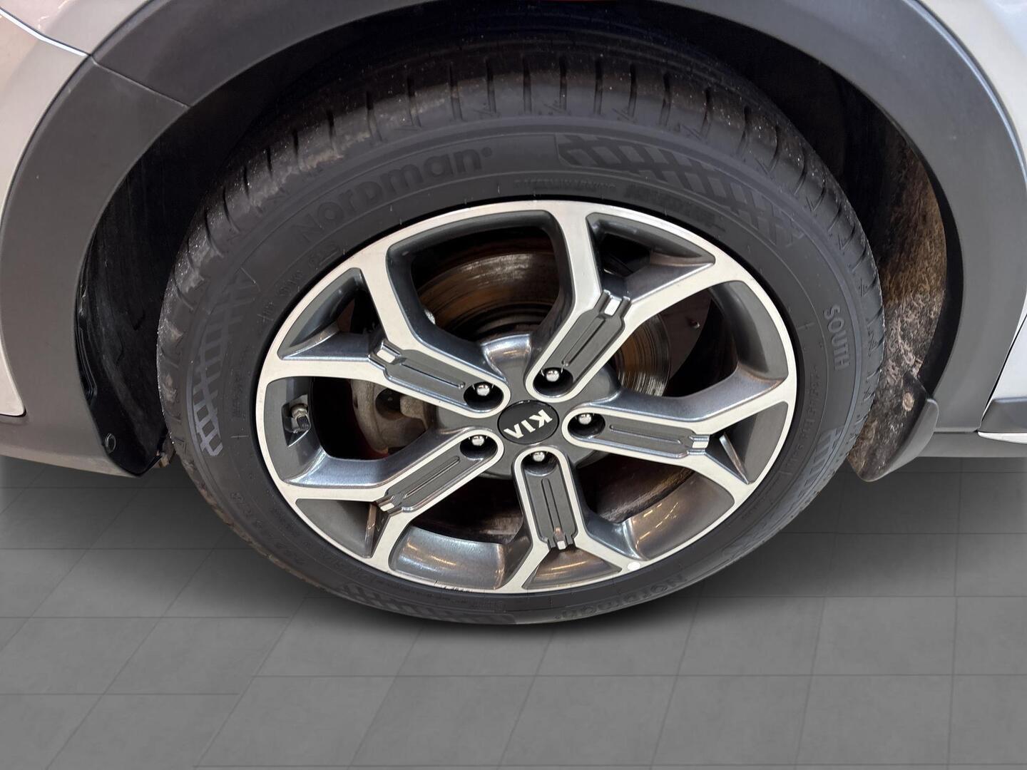 KIA XCEED 2021