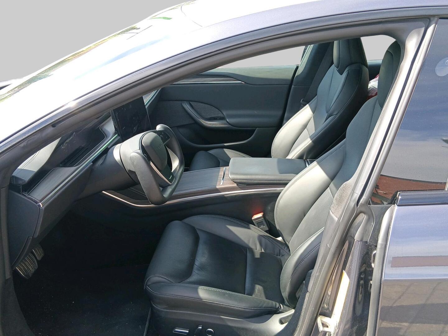 TESLA Model S 2022
