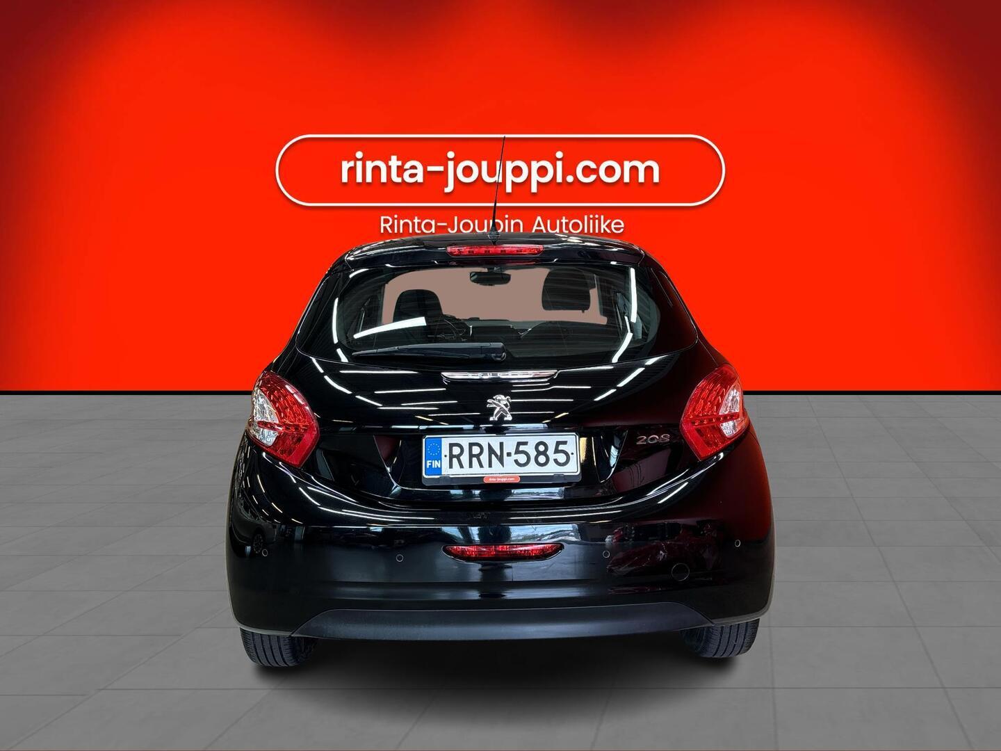 PEUGEOT 208 2013