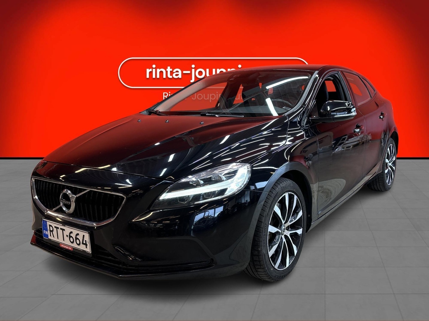 VOLVO V40 2018