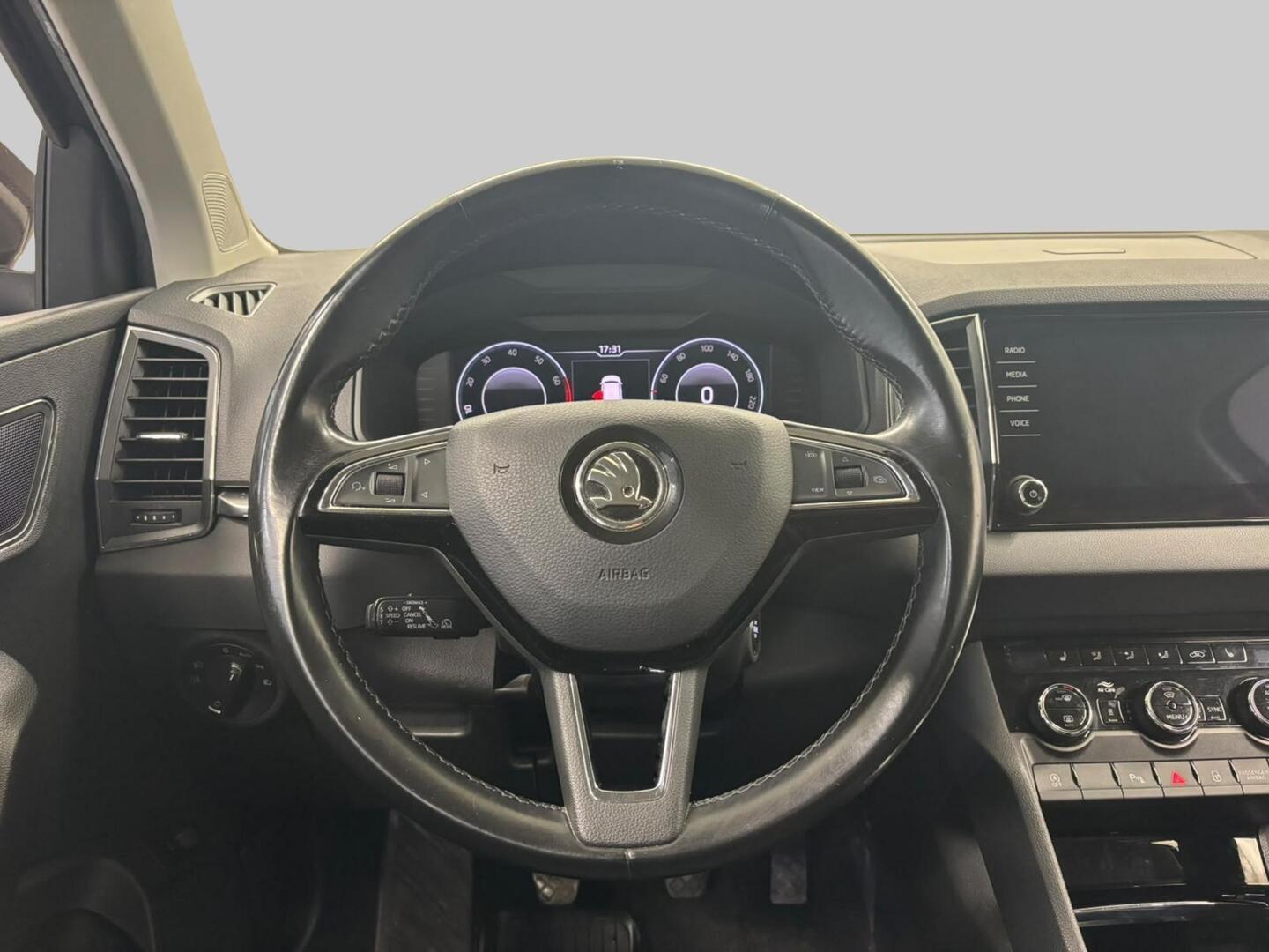 SKODA Karoq 2019