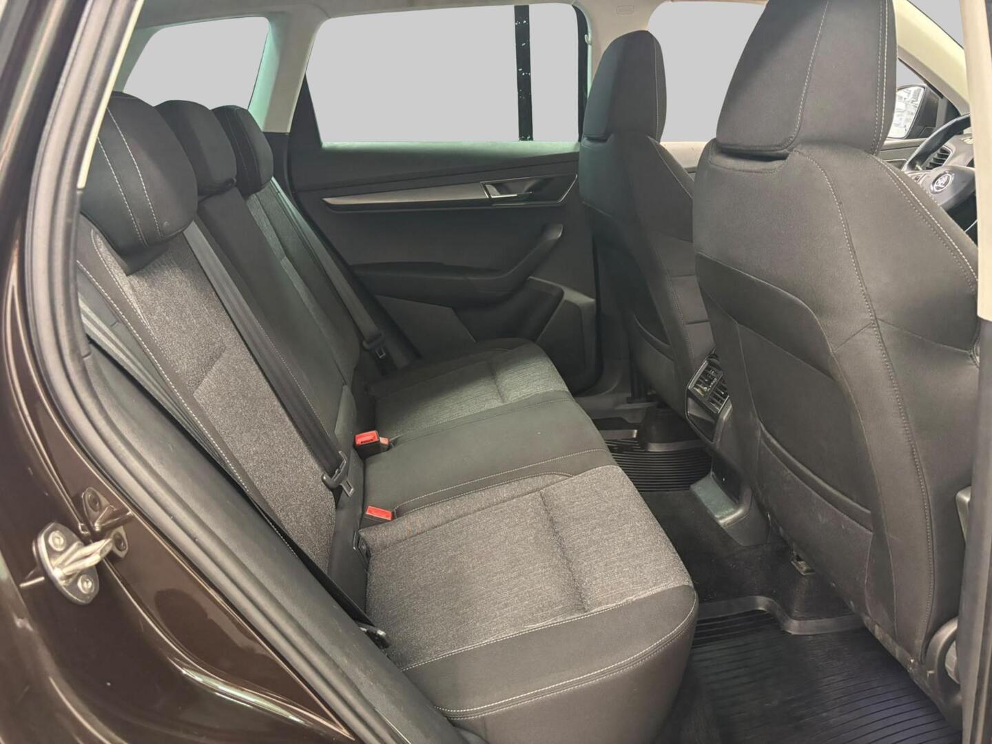 SKODA Karoq 2019