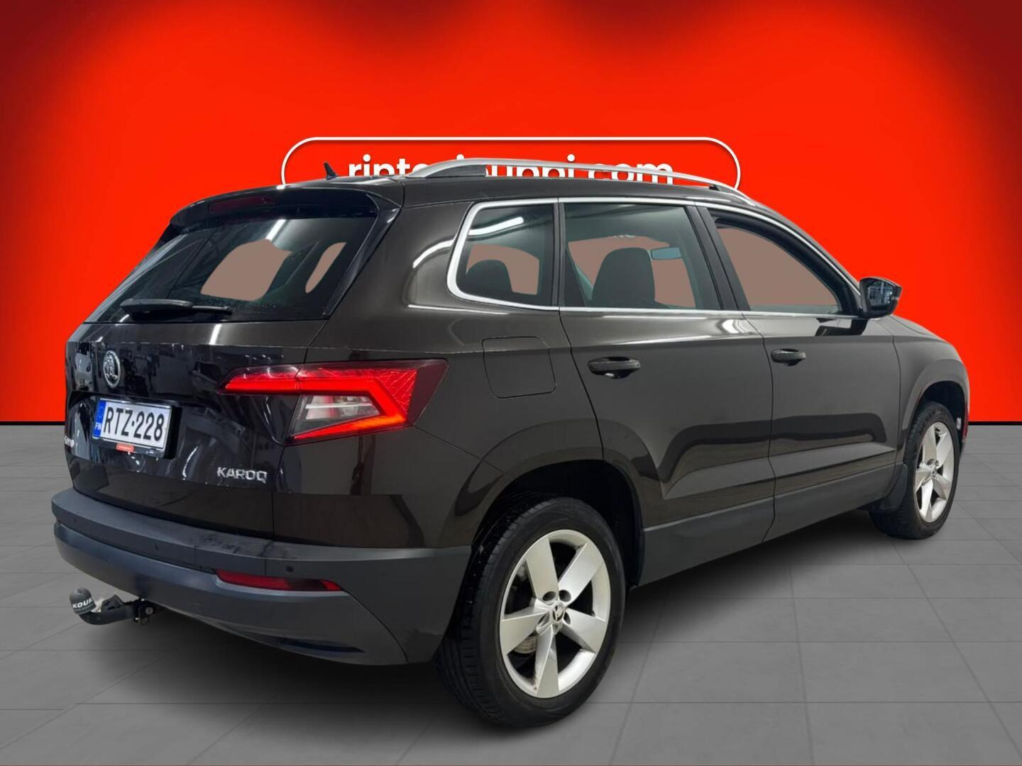 SKODA Karoq 2019