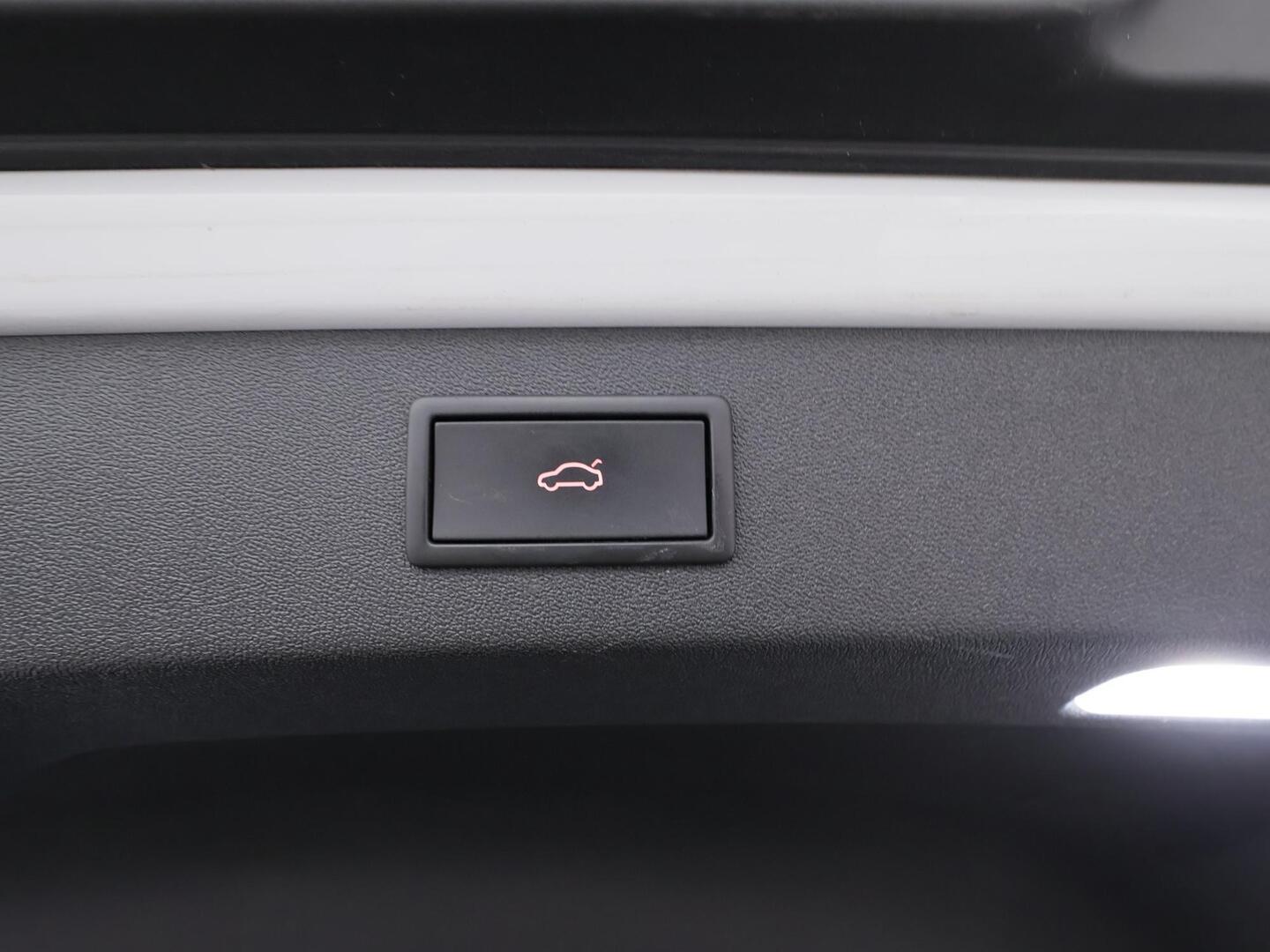 SKODA ENYAQ 2022
