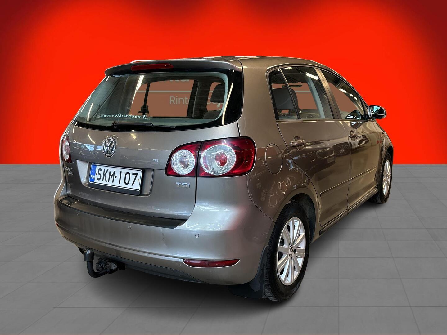 VOLKSWAGEN Golf Plus 2010
