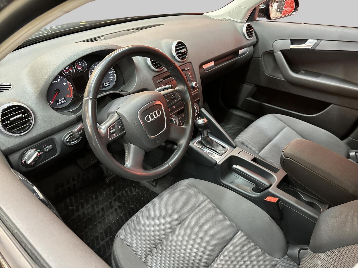 AUDI A3 2012