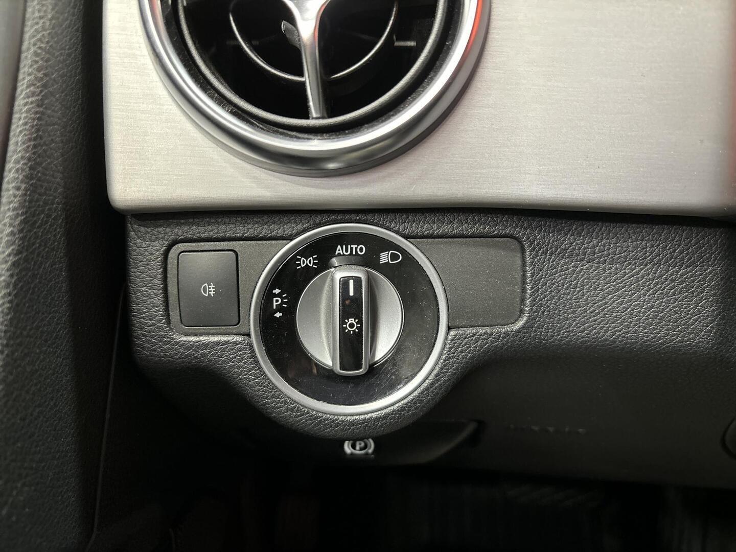 MERCEDES-BENZ GLK 2013