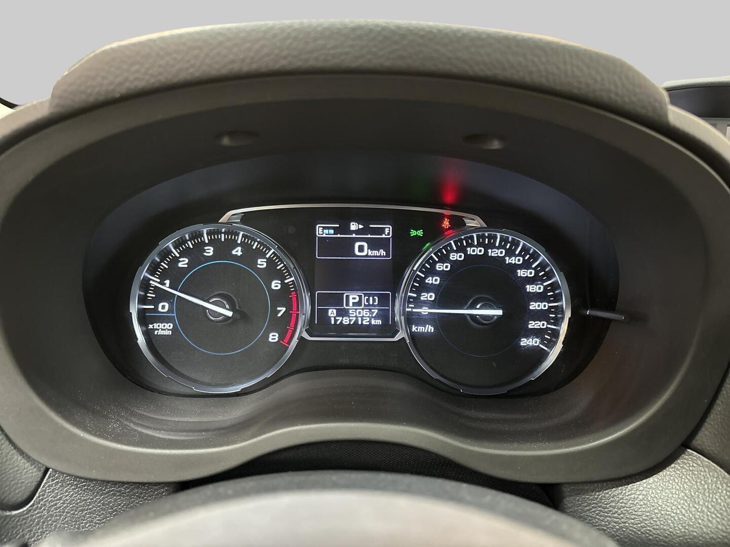 SUBARU Forester 2018