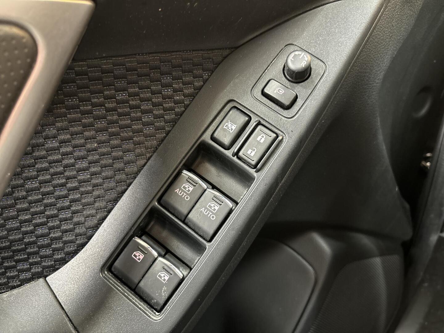 SUBARU Forester 2018