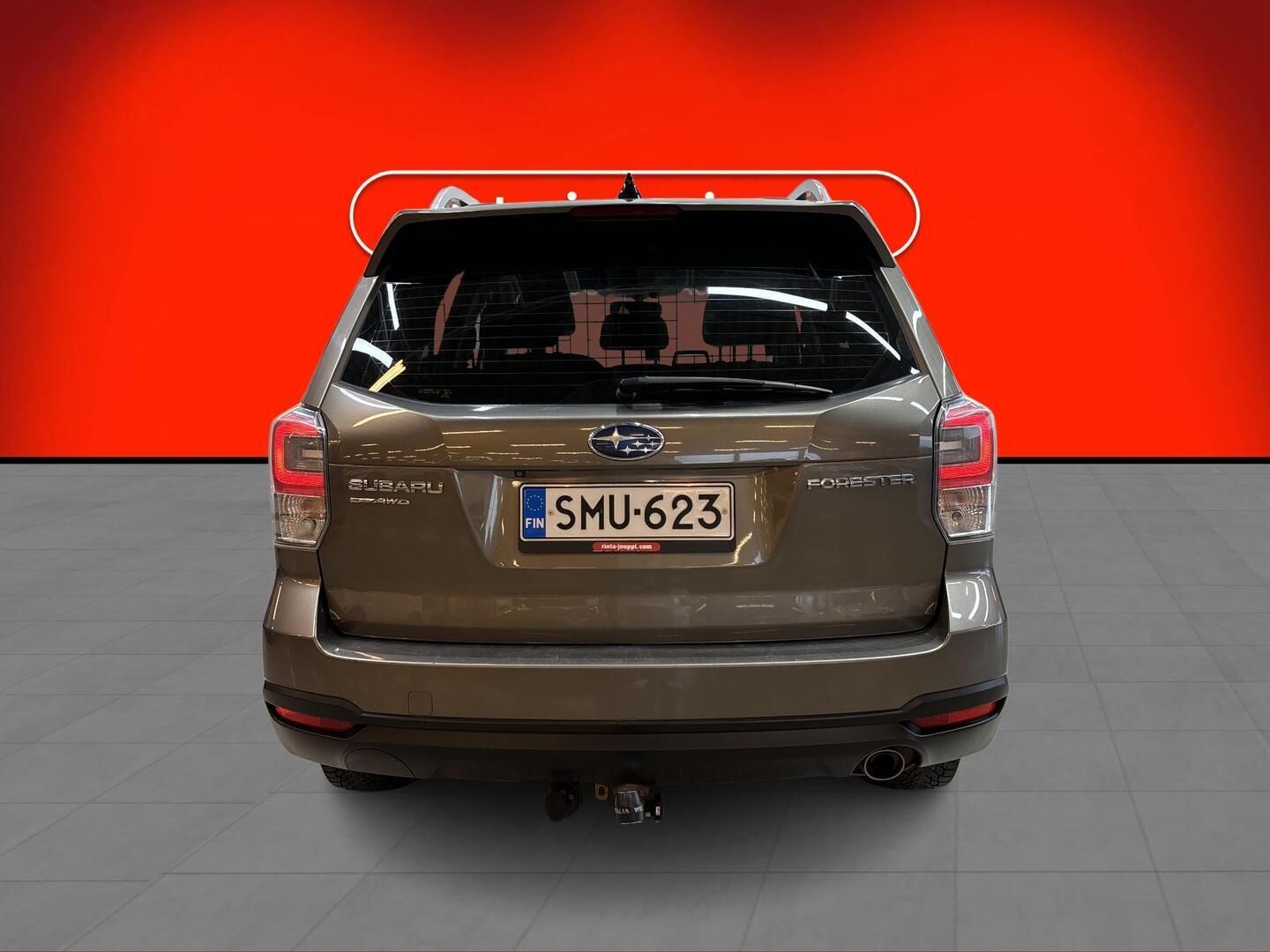 SUBARU Forester 2018