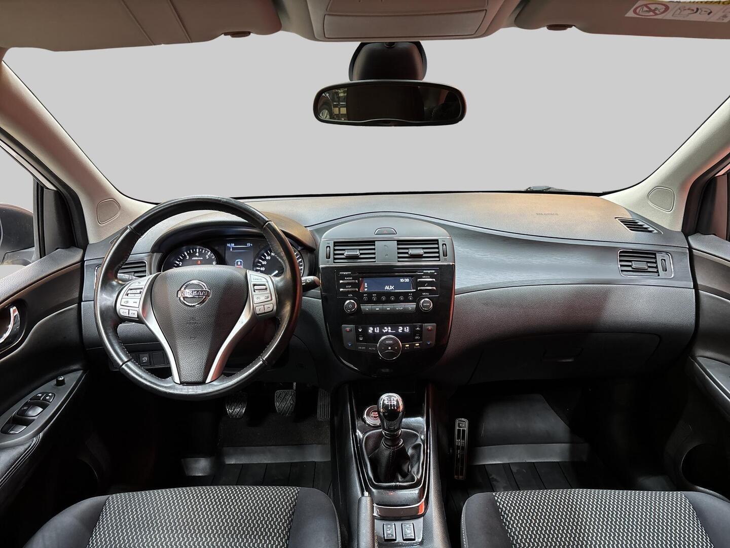 NISSAN Pulsar 2015