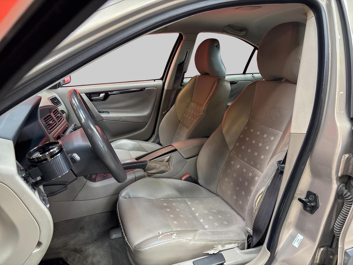 VOLVO S60 2002
