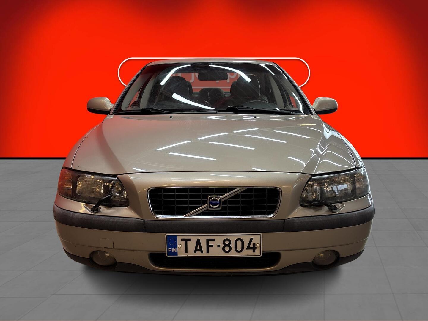 VOLVO S60 2002