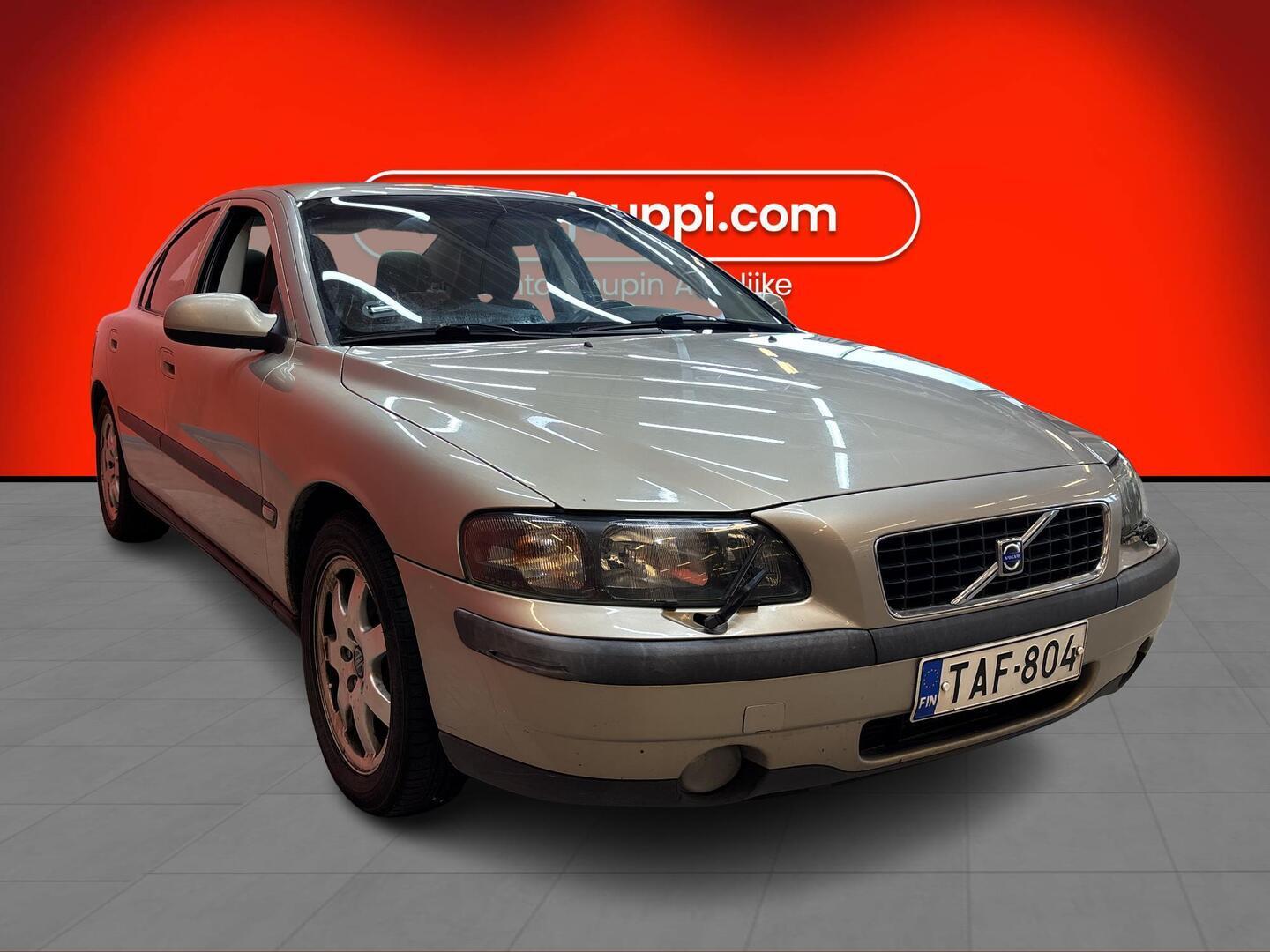 VOLVO S60 2002