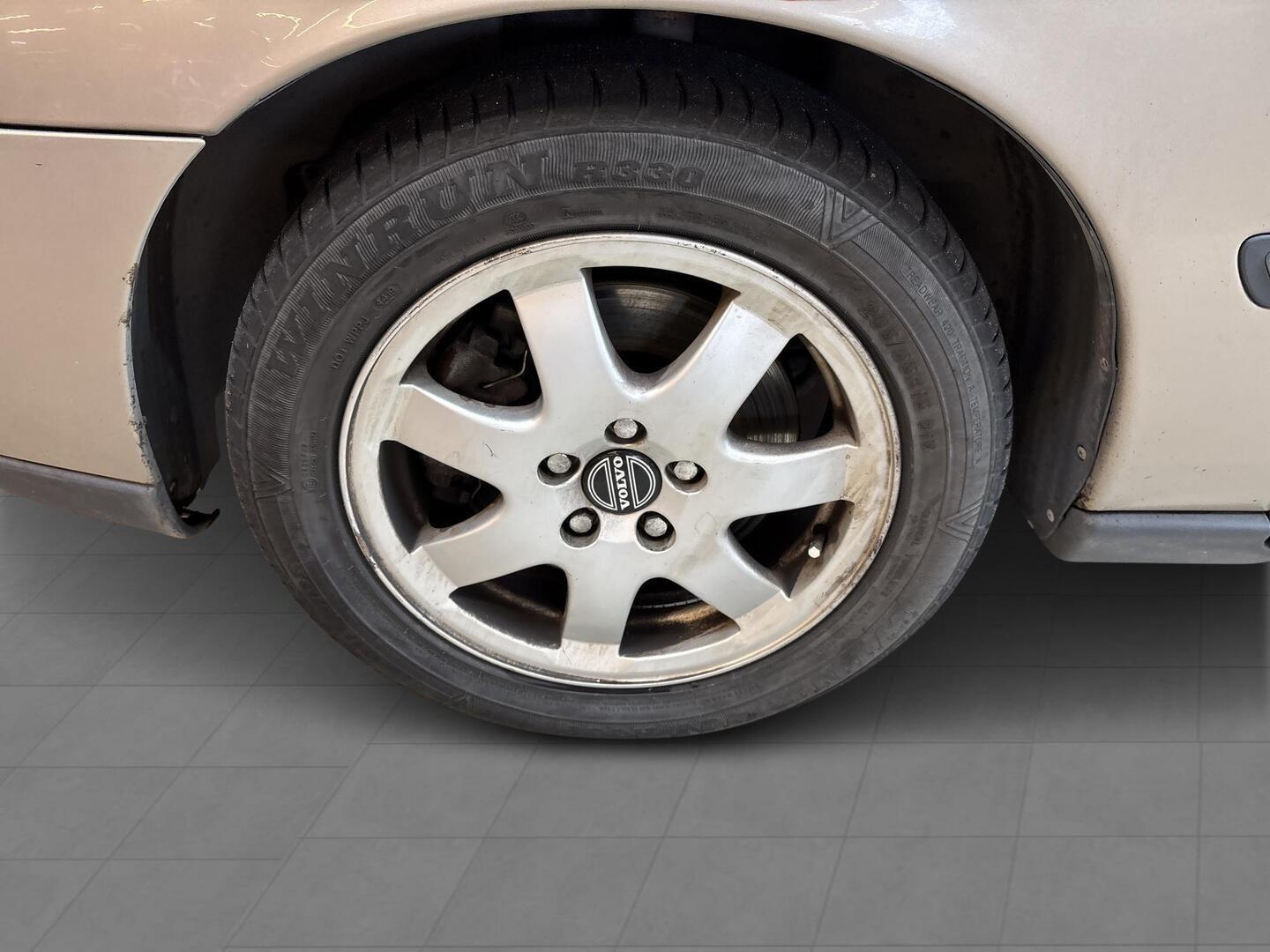 VOLVO S60 2002