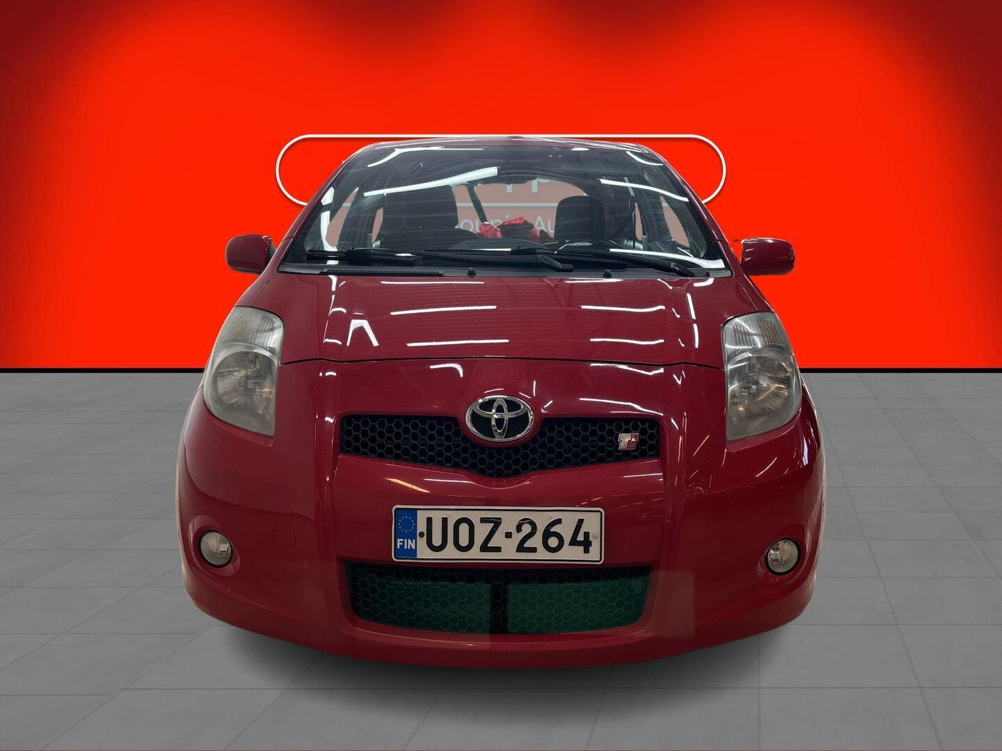 TOYOTA Yaris 2007